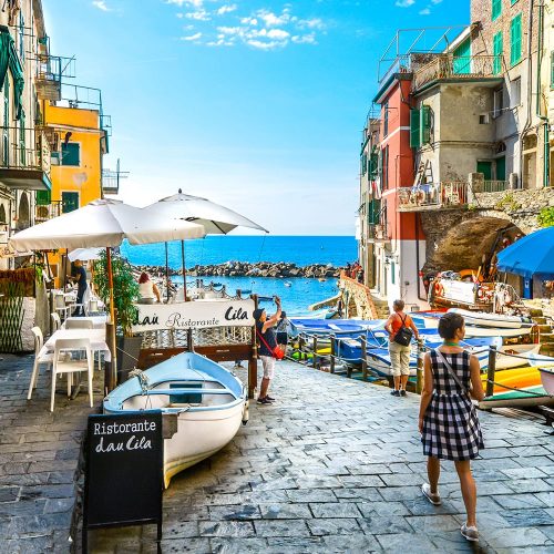 243_street-riomaggiore-cinque-terre-italy-shutterstock_1334092853