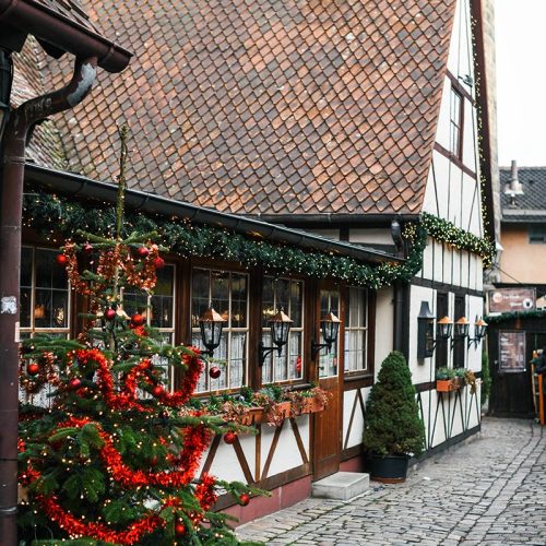 6b0bda6d843ddc27be7c3c8693d6bcd5