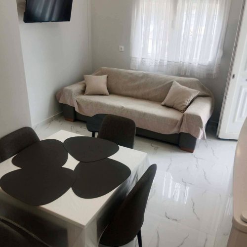 6fc60c61-a43b-4b8e-ac1a-2628528cc5f3