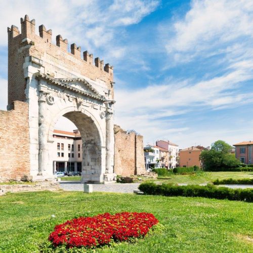 ancient-arch-augustus-roman-emperor-rimini